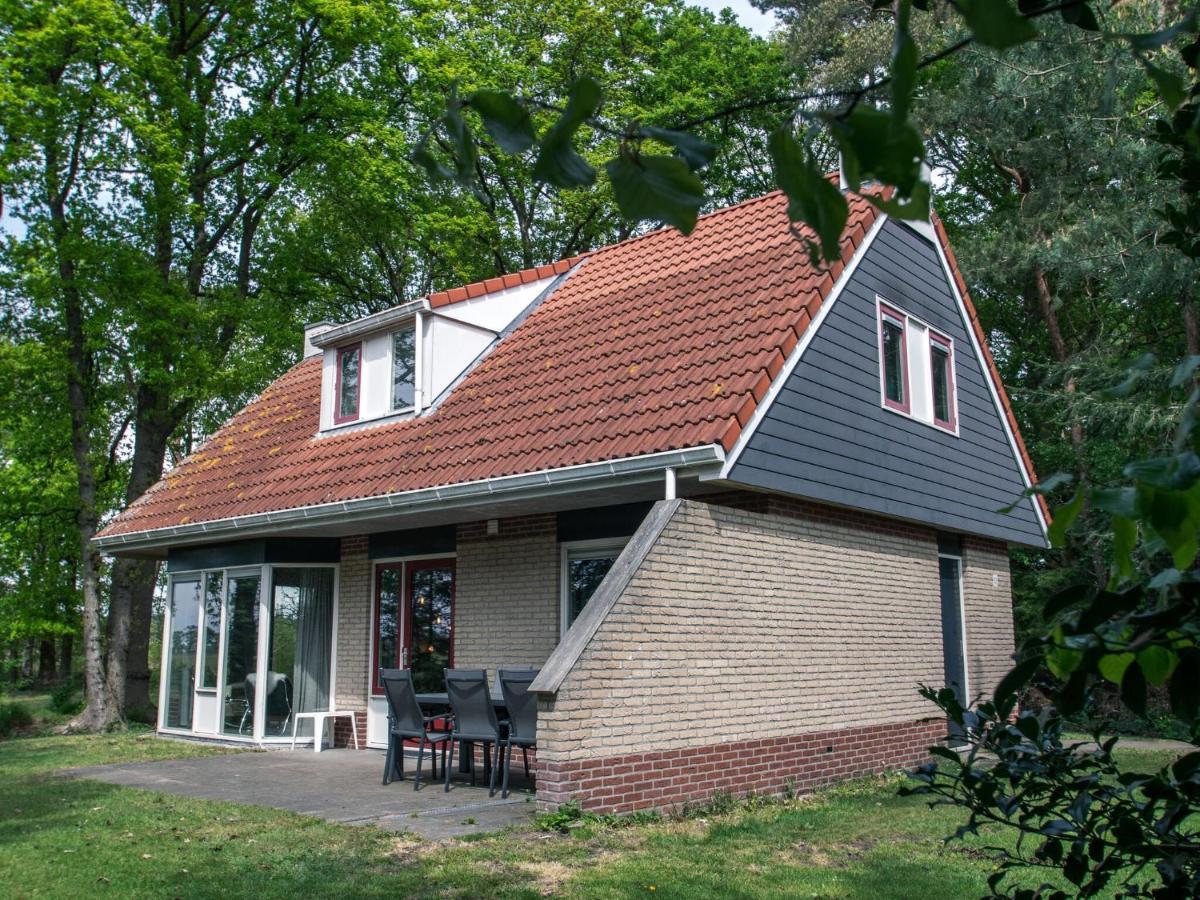 Cosy Holiday Home With Terrace Near Natural Park In Lemele 外观 照片